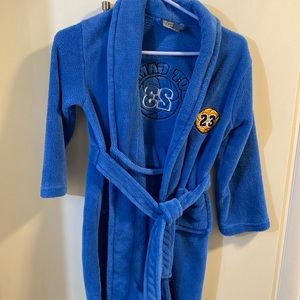 Kids got game bathrobe 23’ jordan?